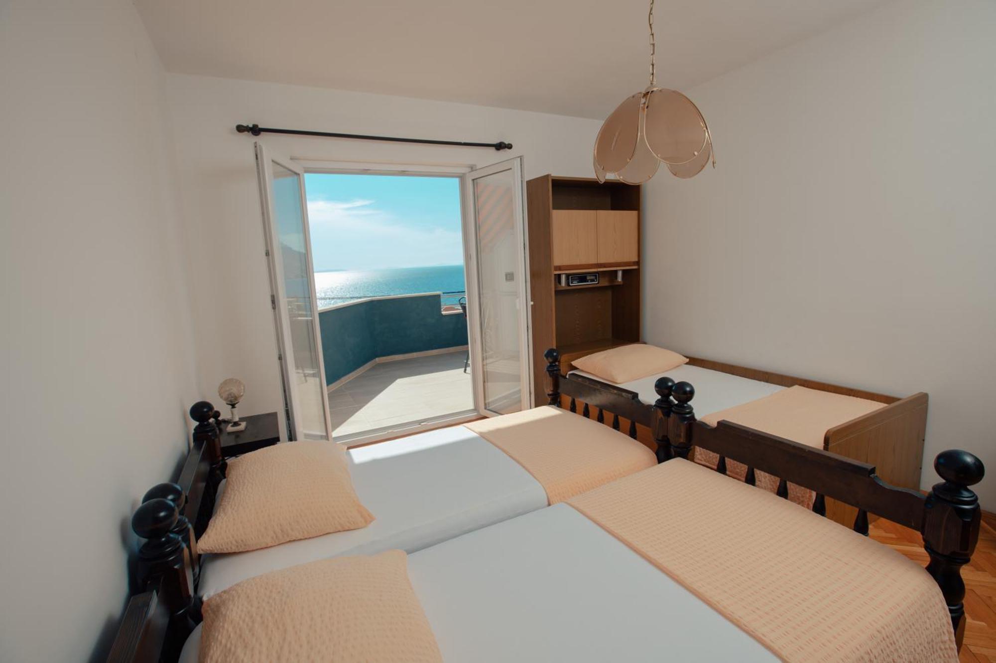 Apartmani Miljak Omiš Kültér fotó