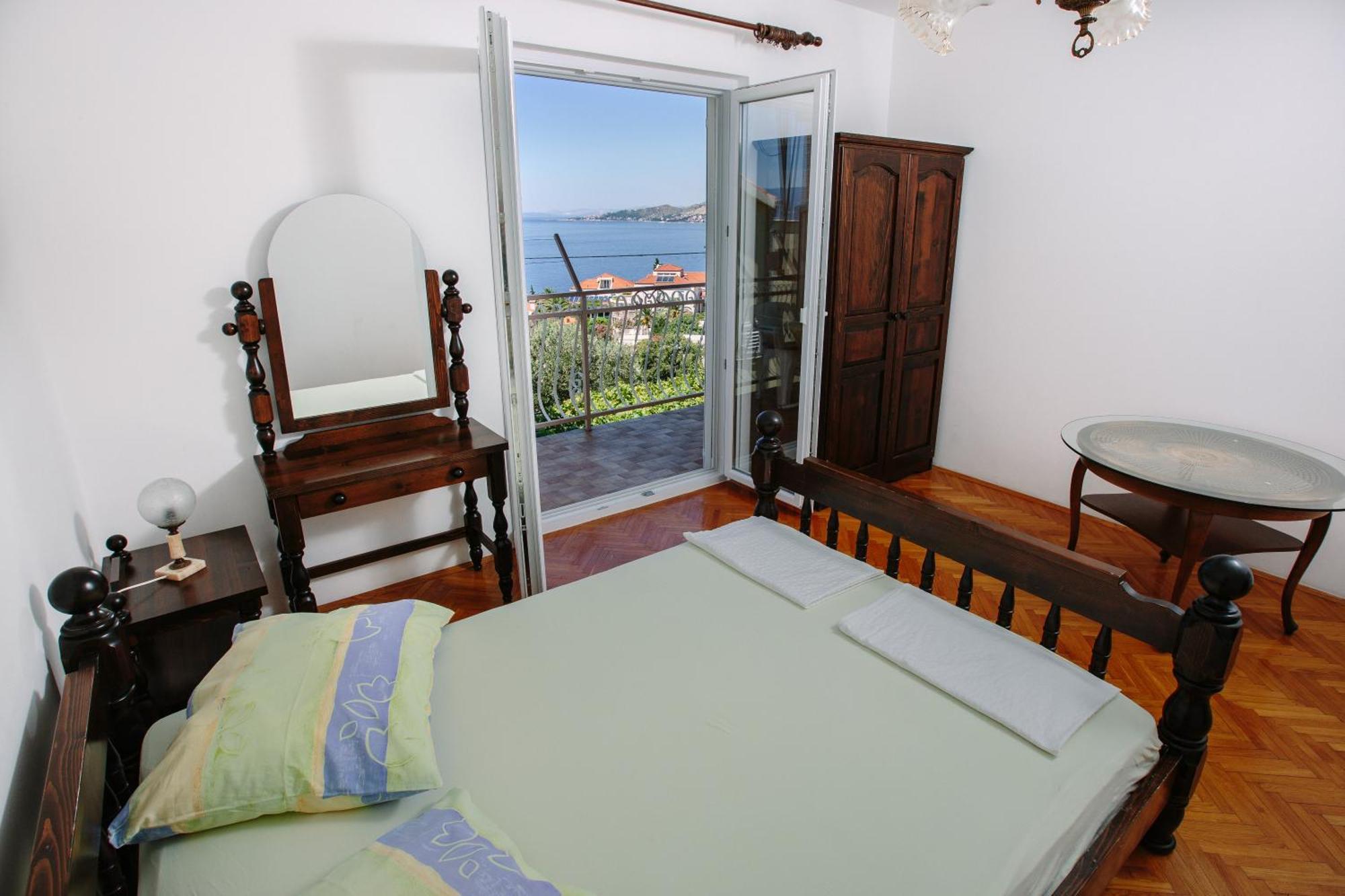 Apartmani Miljak Omiš Kültér fotó